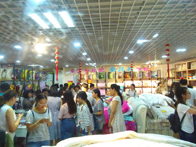 中原工學院亞太國際學院師生參觀君友集團產銷購平